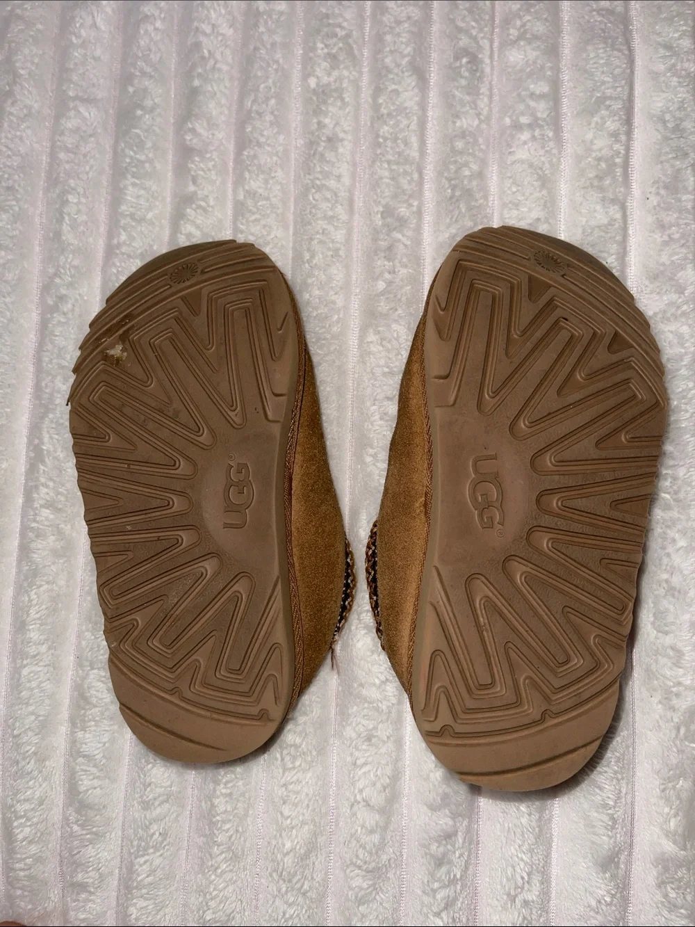 UGG Tasman Chestnut Brown Suede Cozy Slip-On Clogs | Size 12 Kids